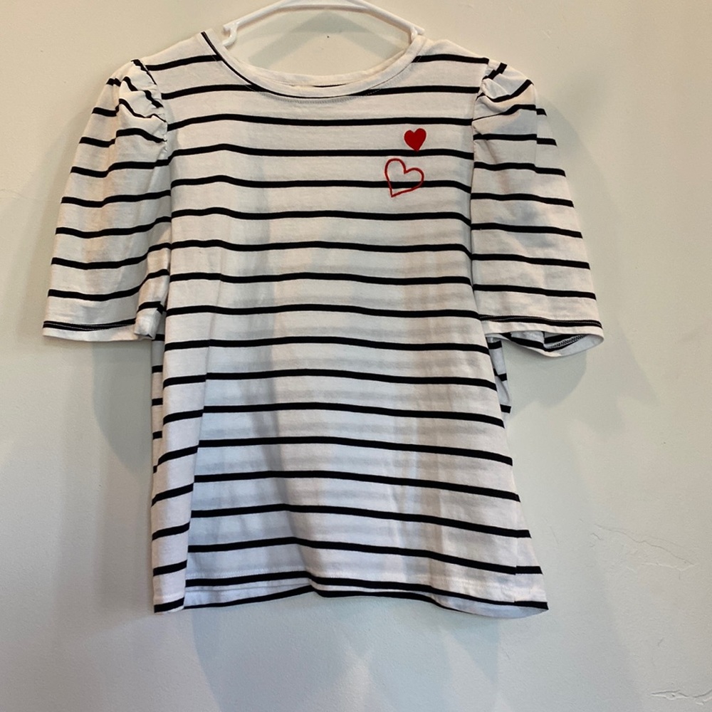 Francesca’s SUPER cute striped top with hearts detail. Sz S/ perfect condition!